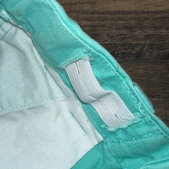 Vineyard Vines Shorts - Picture 5 of 6